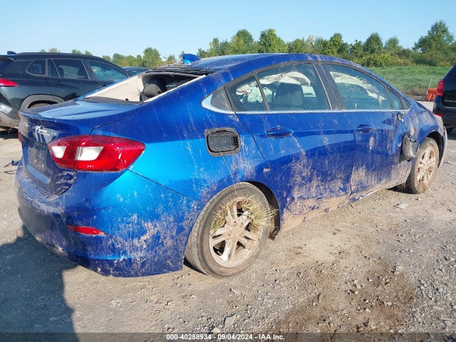 Chevrolet Cruze Lt Auto 2018 1G1BE5SM7J7210345 Image 4
