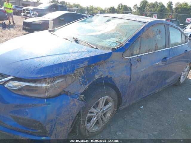 Chevrolet Cruze Lt Auto 2018 1G1BE5SM7J7210345 Image 6