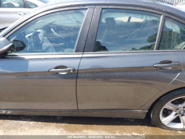 WBA3C3G57ENR25213 BMW 320i Xdrive