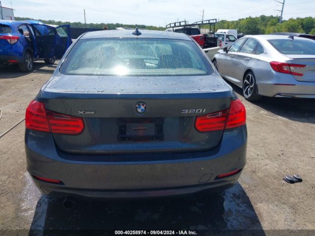 WBA3C3G57ENR25213 BMW 320i Xdrive