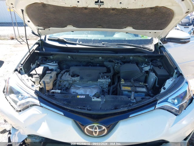 Toyota Rav4 Limited 2018 JTMDFREV5JJ225518 Image 10