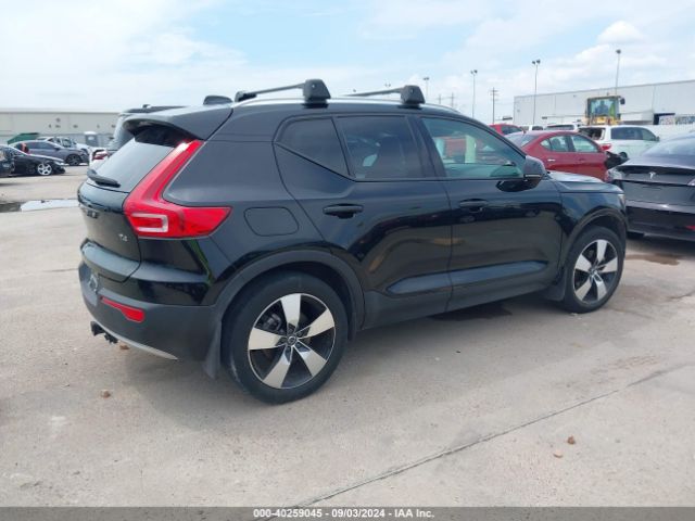 YV4AC2HK8L2302025 Volvo Xc40 T4 Momentum