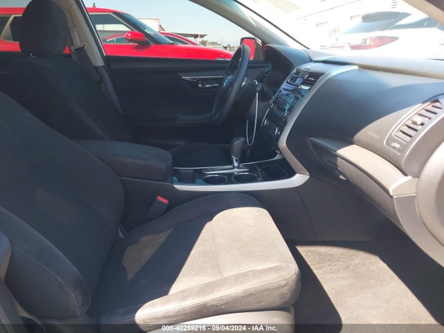 Nissan Altima 2.5 S 2014 1N4AL3AP7EN210054 Image 5