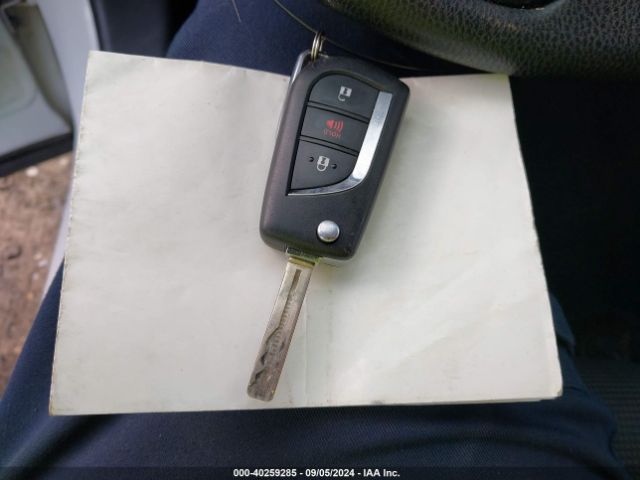 JTMF1RFV4LD053442 Toyota RAV4 LE