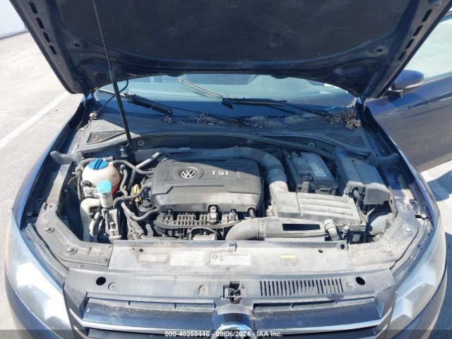 1VWAT7A31FC058667 Volkswagen Passat 1.8t Wolfsburg Edition