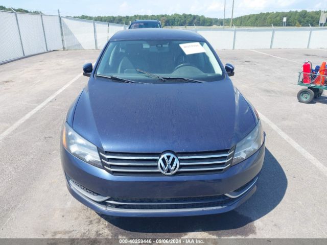 1VWAT7A31FC058667 Volkswagen Passat 1.8t Wolfsburg Edition