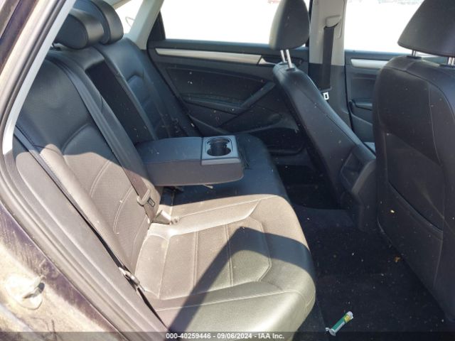 1VWAT7A31FC058667 Volkswagen Passat 1.8t Wolfsburg Edition