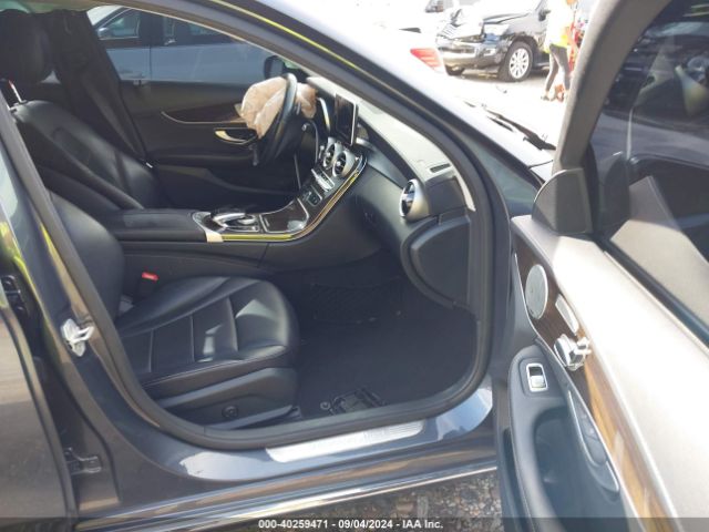 55SWF4JB7FU089350 Mercedes-Benz C 300 Luxury/sport