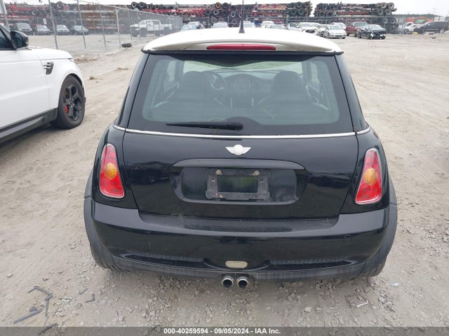 2003 MINI COOPER S WMWRE33473TD58451 Photo 5