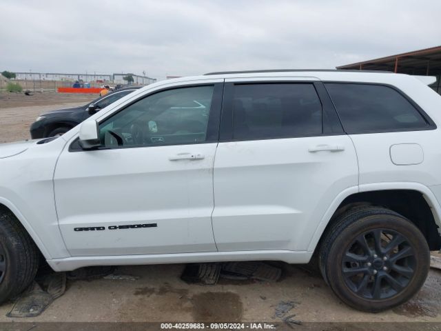 1C4RJEAG5JC512088 Jeep Grand Cherokee Altitude 4x2