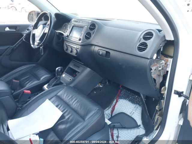 WVGTV7AX2HW511328 Volkswagen Tiguan 2.0t Sport