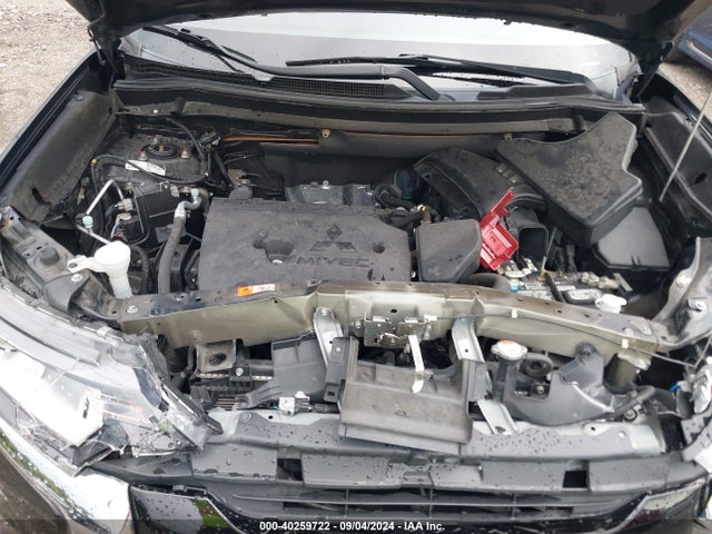 2017 MITSUBISHI OUTLANDER JA4AD3A31HZ063760 Photo 9