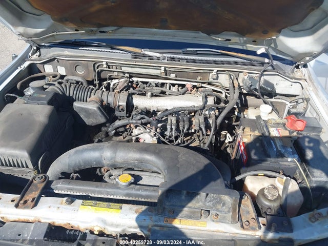 2001 MITSUBISHI MONTERO JA4MW51R01J032446 Photo 9