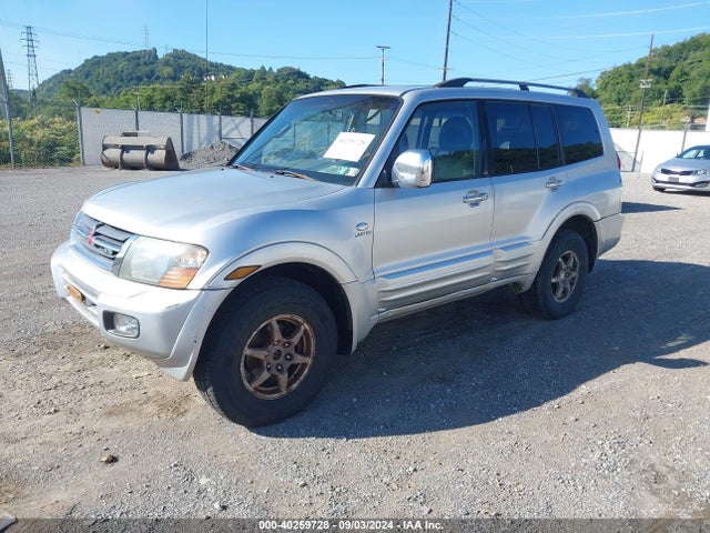 2001 MITSUBISHI MONTERO JA4MW51R01J032446 Photo 1