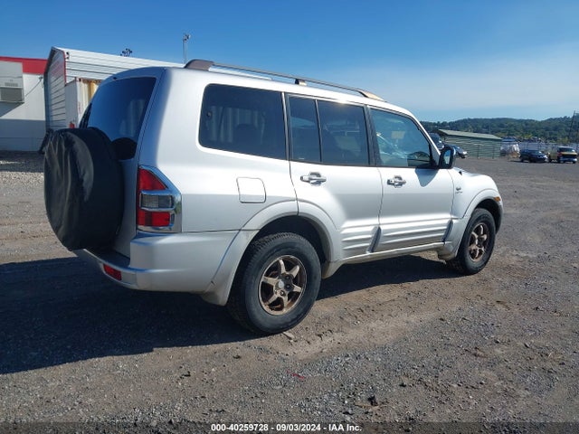 2001 MITSUBISHI MONTERO JA4MW51R01J032446 Photo 3