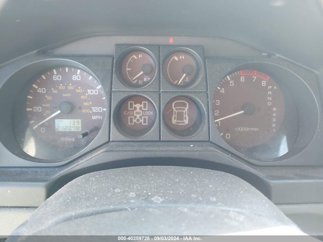 2001 MITSUBISHI MONTERO JA4MW51R01J032446 Photo 6