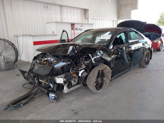 W1K3G4EB1NJ349010 Mercedes-Benz A 220