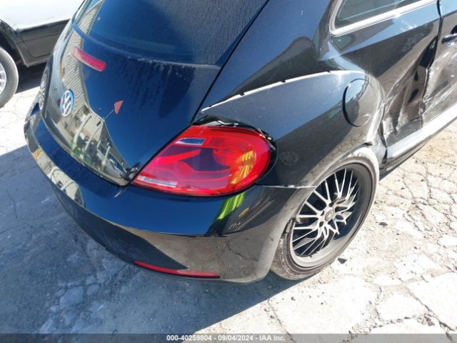 3VWJ17ATXEM636977 Volkswagen Beetle 1.8t