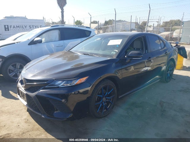 Toyota CAMRY SE 2018 JTNB11HK4J3041194 Image 2