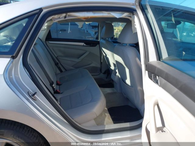 1VWAT7A30EC107923 Volkswagen Passat 1.8t Wolfsburg Edition