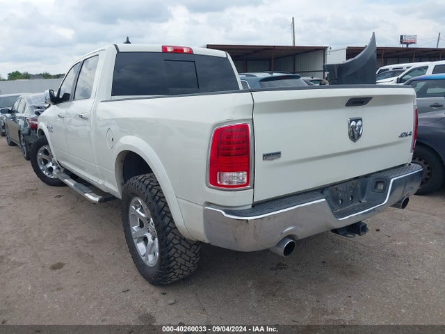 1C6RR7VT5JS144293 RAM 1500 Laramie  4x4 6'4 Box