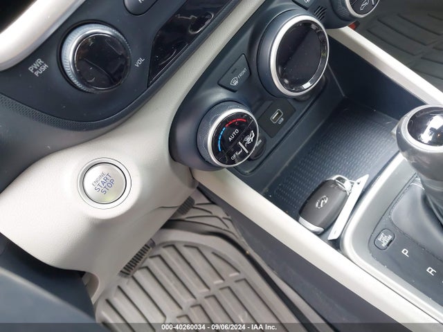 Hyundai Venue Denim 2021 KMHRC8A33MU116910 Image 11