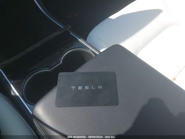 5YJ3E1EB2JF101283 Tesla Model 3 Long Range/performance