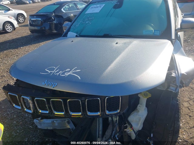 3C4NJCCB5LT158360 Jeep Compass Limited Fwd