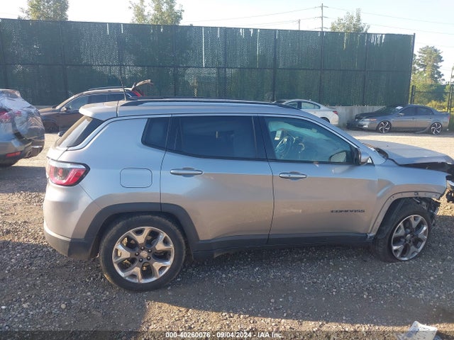3C4NJCCB5LT158360 Jeep Compass Limited Fwd