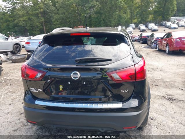 JN1BJ1CP5KW219432 Nissan Rogue Sport Sv