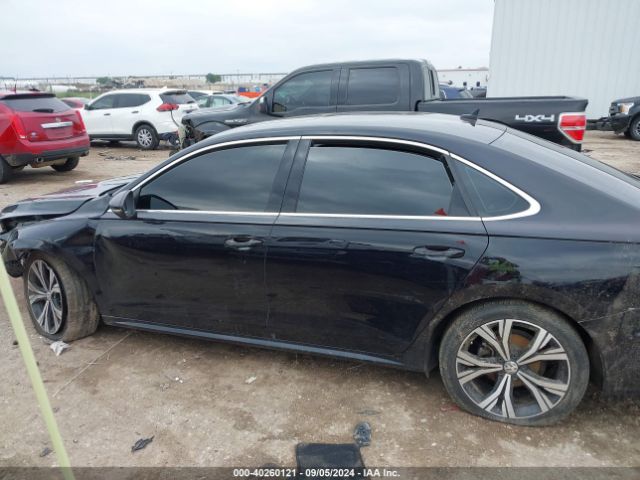 1VWSA7A30MC016319 Volkswagen Passat 2.0t Se