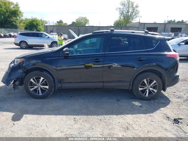 Toyota Rav4 Xle 2018 2T3RFREV1JW791974 Image 14