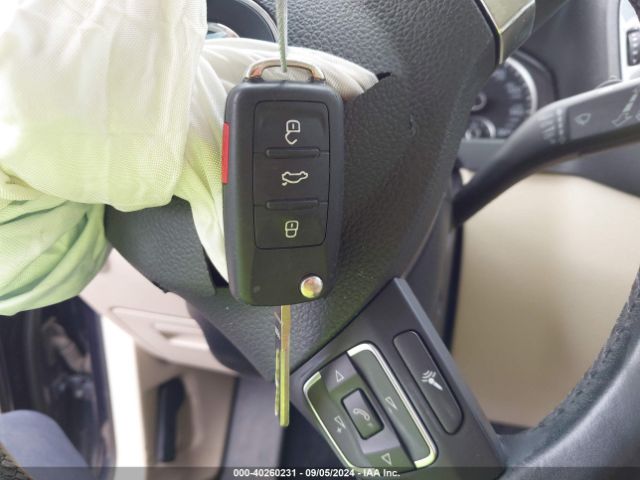 WVGBV7AX9GW563890 Volkswagen TIGUAN SE