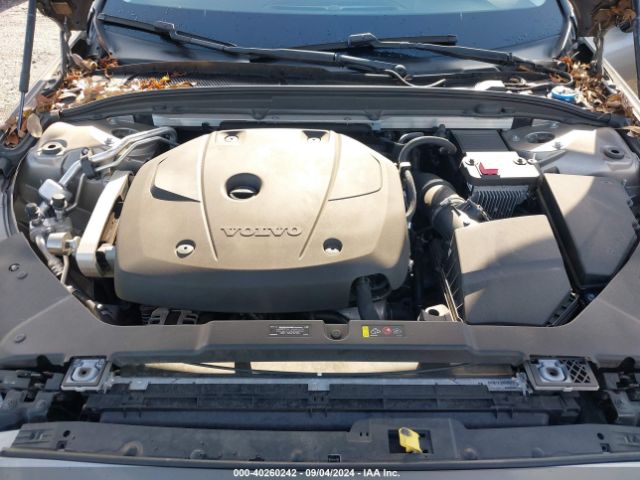 7JR102FK1KG005101 Volvo S60 T5 Momentum