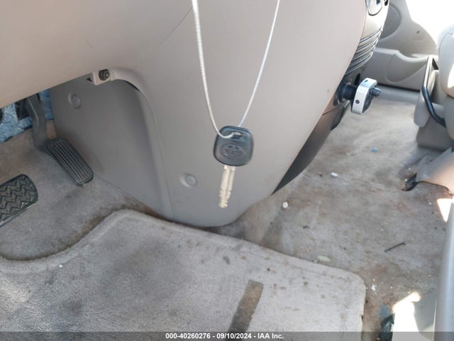 2005 Toyota Sienna Le მანქანა იყიდება აუქციონზე, vin: 5TDZA23C55S284347, აუქციონის ნომერი: 40260276
