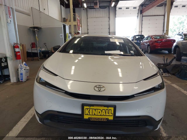 Toyota Prius Le Awd-e 2023 JTDADABU5P3004682 Image 13