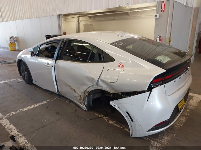 Toyota Prius Le Awd-e 2023 JTDADABU5P3004682 Image 3