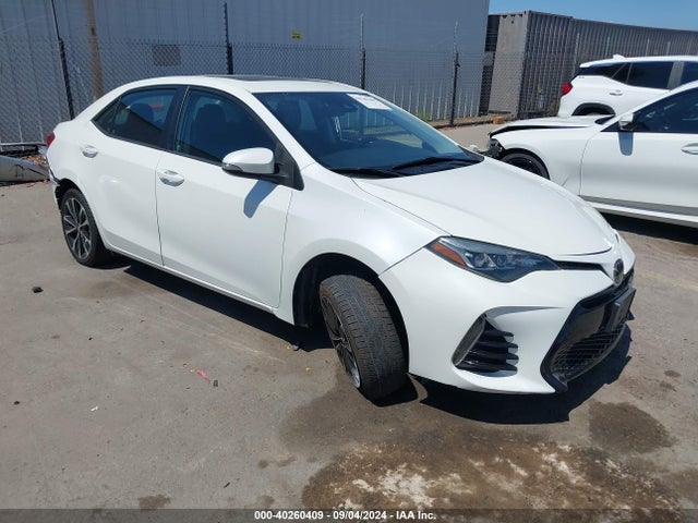 Toyota COROLLA SE 2017 5YFBURHE8HP630237 головне зображення