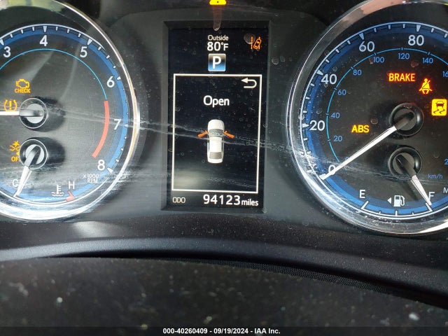 Toyota COROLLA SE 2017 5YFBURHE8HP630237 Image 14