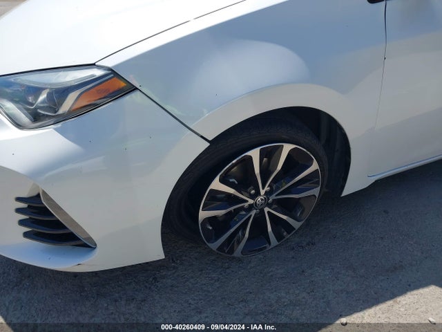 Toyota COROLLA SE 2017 5YFBURHE8HP630237 Image 17
