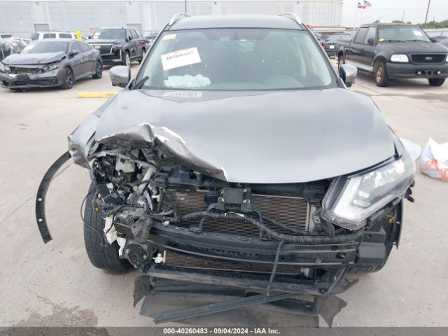 KNMAT2MV7JP589067 Nissan ROGUE SV