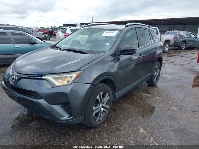 Toyota RAV4 LE 2016 JTMZFREV3GD084252 Image 2