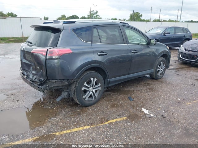 Toyota RAV4 LE 2016 JTMZFREV3GD084252 Image 4