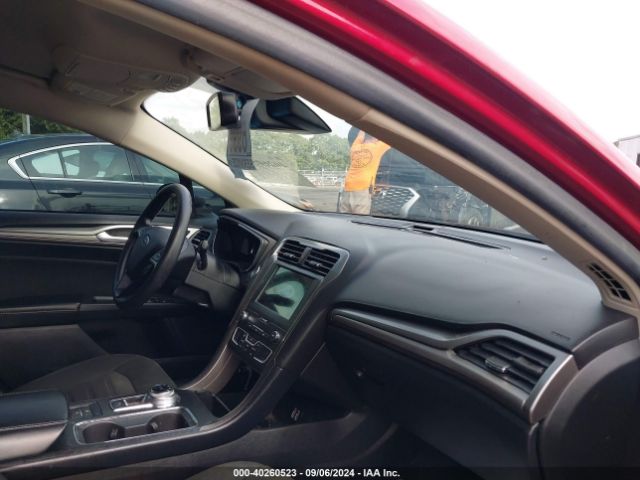 3FA6P0HD5LR219348 Ford FUSION SE