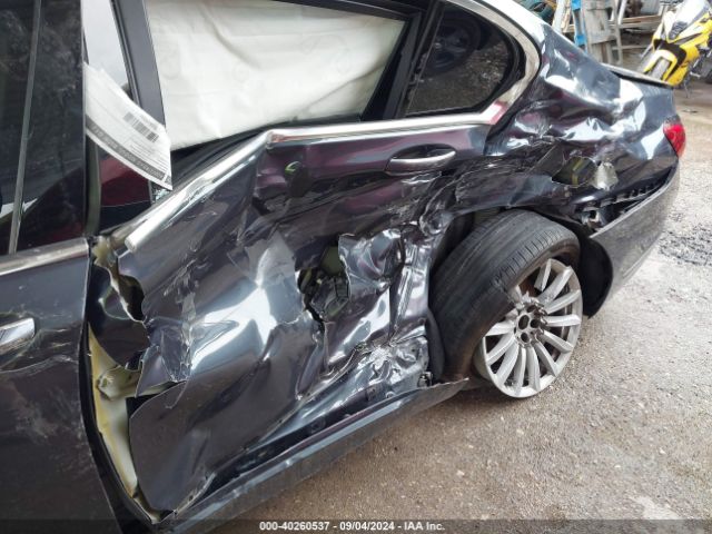 WBA7T2C06LGL18016 BMW 740I