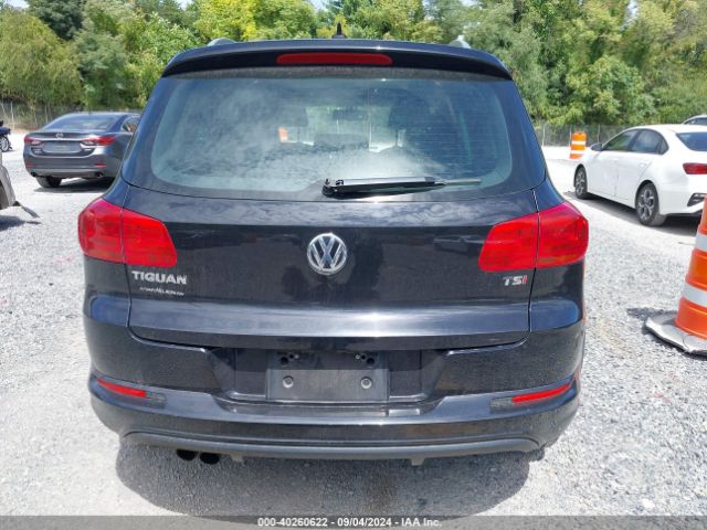 WVGTV7AX1HK011880 Volkswagen Tiguan 2.0t Sport
