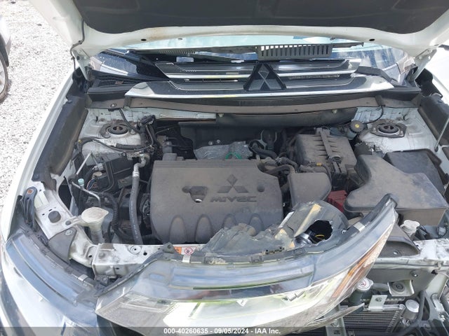 2016 MITSUBISHI OUTLANDER JA4AD3A3XGZ061536 Photo 9