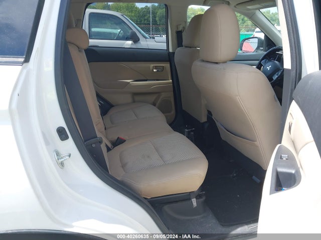 2016 MITSUBISHI OUTLANDER JA4AD3A3XGZ061536 Photo 7