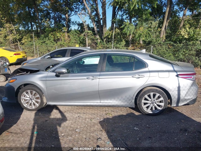 Toyota CAMRY LE 2020 4T1C11AK8LU308784 Image 14
