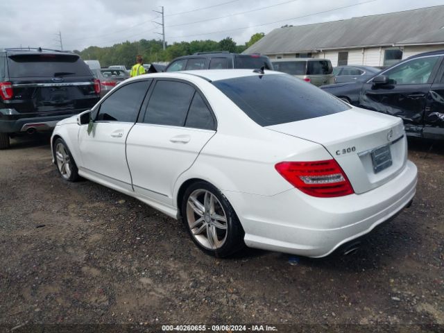 WDDGF8AB1ER323364 Mercedes-Benz C 300 Luxury 4matic/sport 4matic